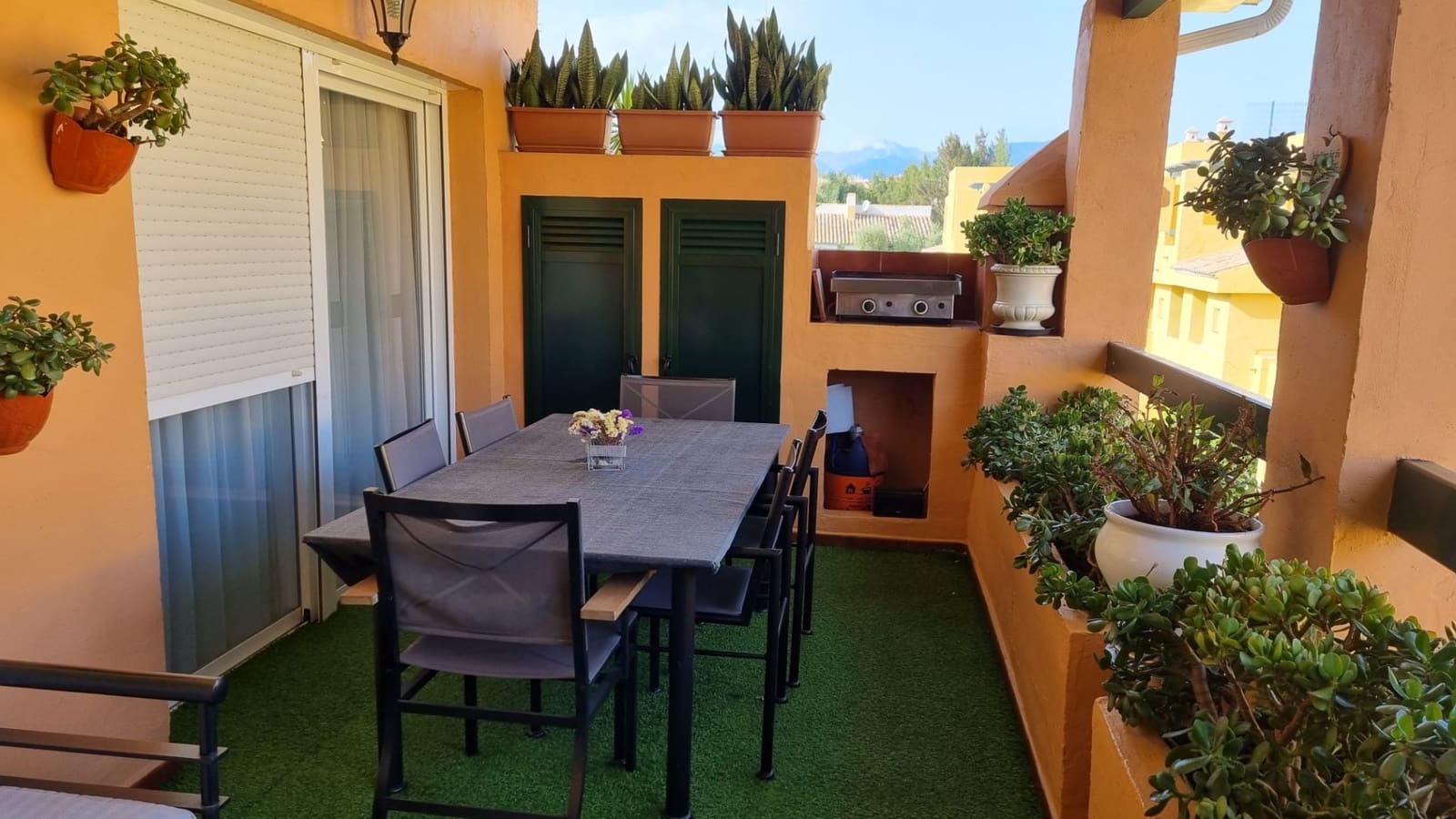 4 bedroom Apartment for rent in Guadalmina with pool garage - € 2,800 (Ref: 7505461)