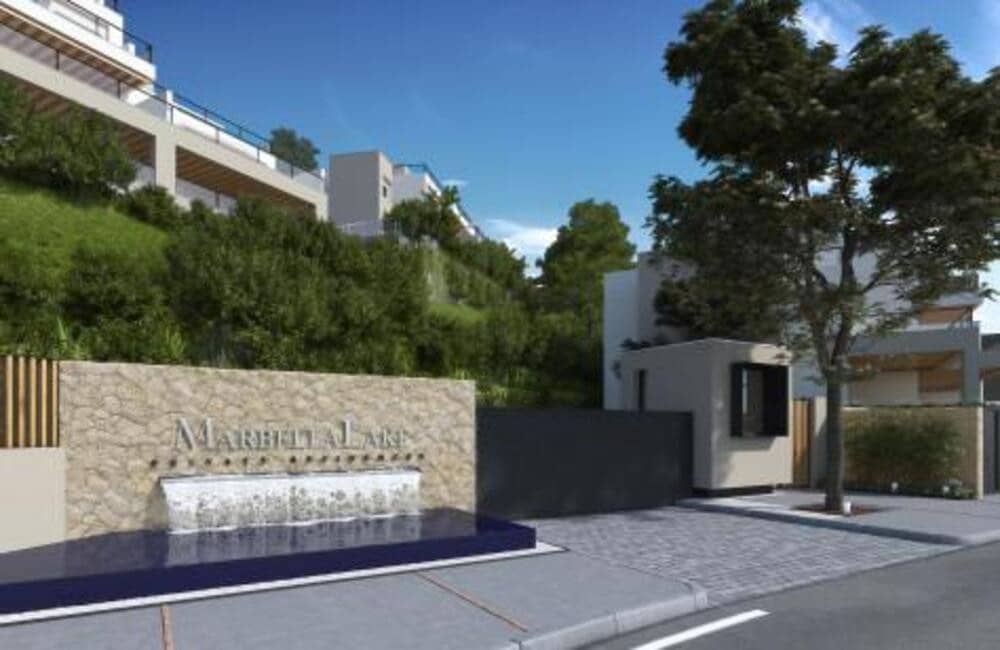 3 slaapkamer Penthouse te koop in Nueva Andalucia met zwembad garage - € 820.000 (Ref: 7521513)