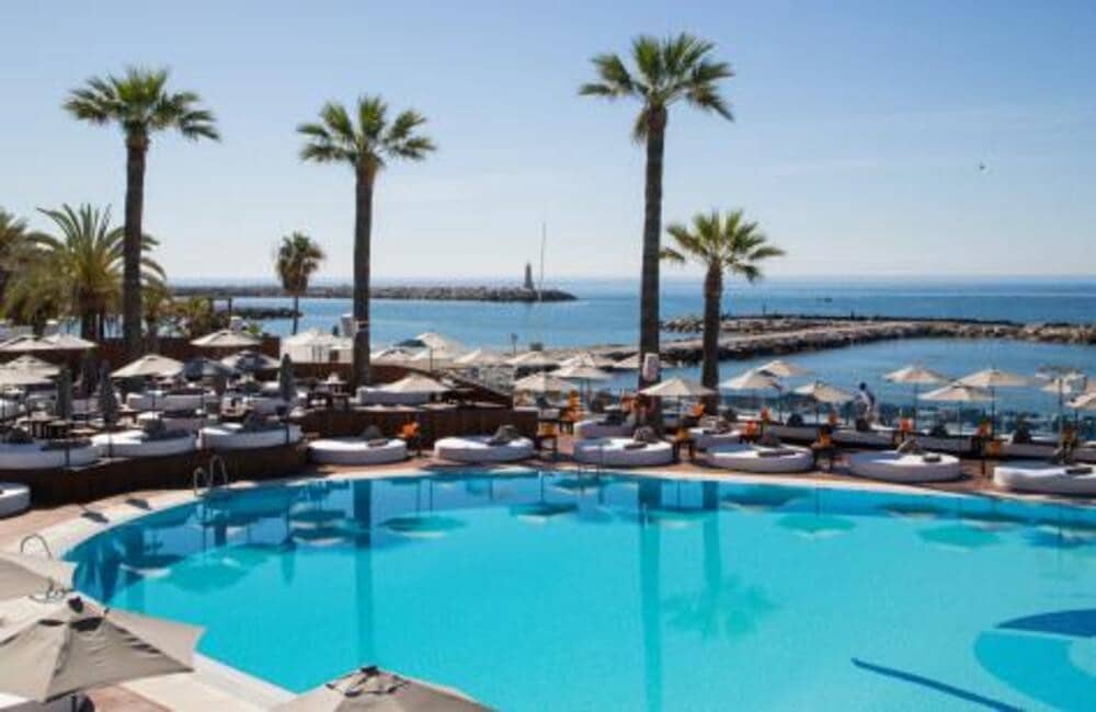 3 slaapkamer Penthouse te koop in Nueva Andalucia met zwembad garage - € 820.000 (Ref: 7521513)