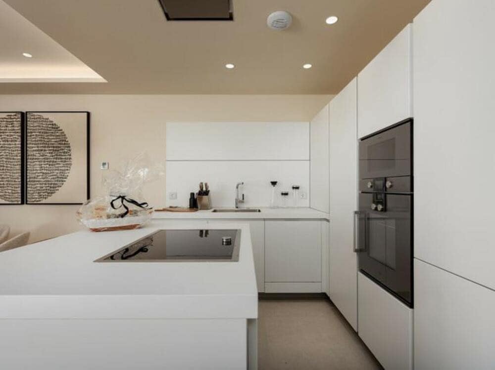 3 bedroom Apartment for sale in El Padron with pool garage - € 1,850,000 (Ref: 7533149)