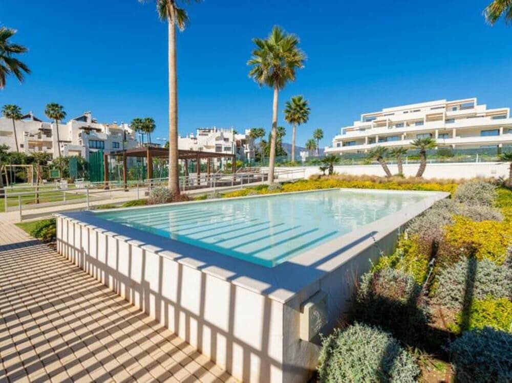3 bedroom Apartment for sale in El Padron with pool garage - € 1,850,000 (Ref: 7533149)