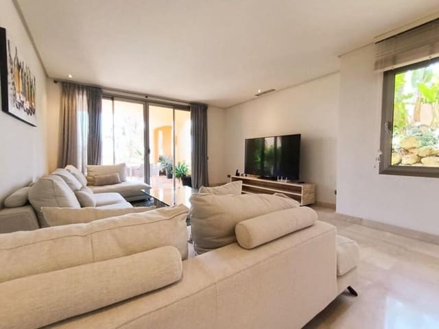 Appartement de 2 chambres à louer à Sierra Blanca, Marbella avec piscine garage - 5 500 € (Ref: 7535782)