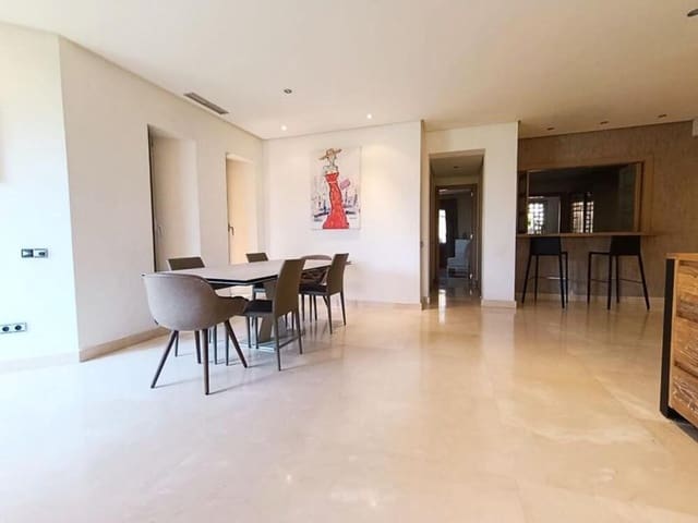 Appartement de 2 chambres à louer à Sierra Blanca, Marbella avec piscine garage - 5 500 € (Ref: 7535782)