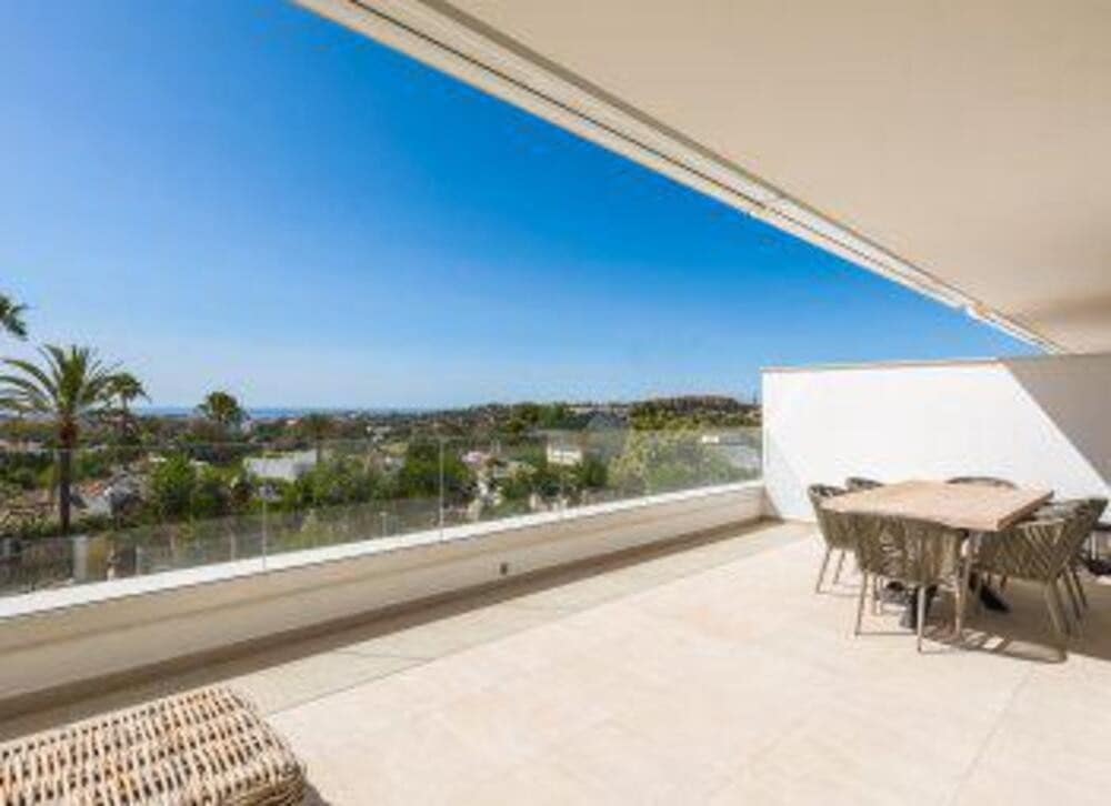 2 quarto Apartamento para arrendar em Marbella com piscina garagem - 3 500 € (Ref: 7537308)