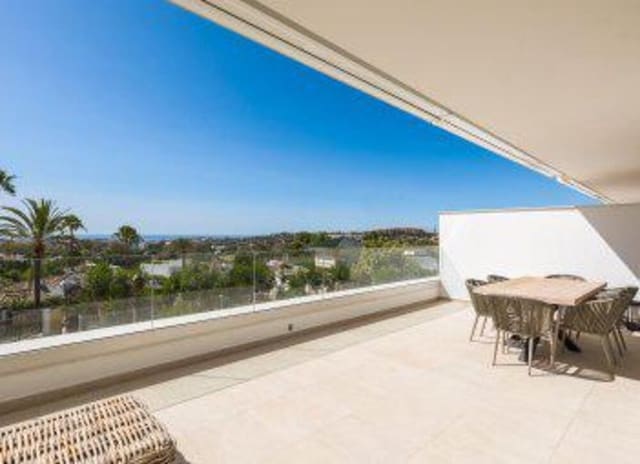 2 quarto Apartamento para arrendar em Nueva Andalucía Centro, Marbella com piscina garagem - 3 500 € (Ref: 7537308)