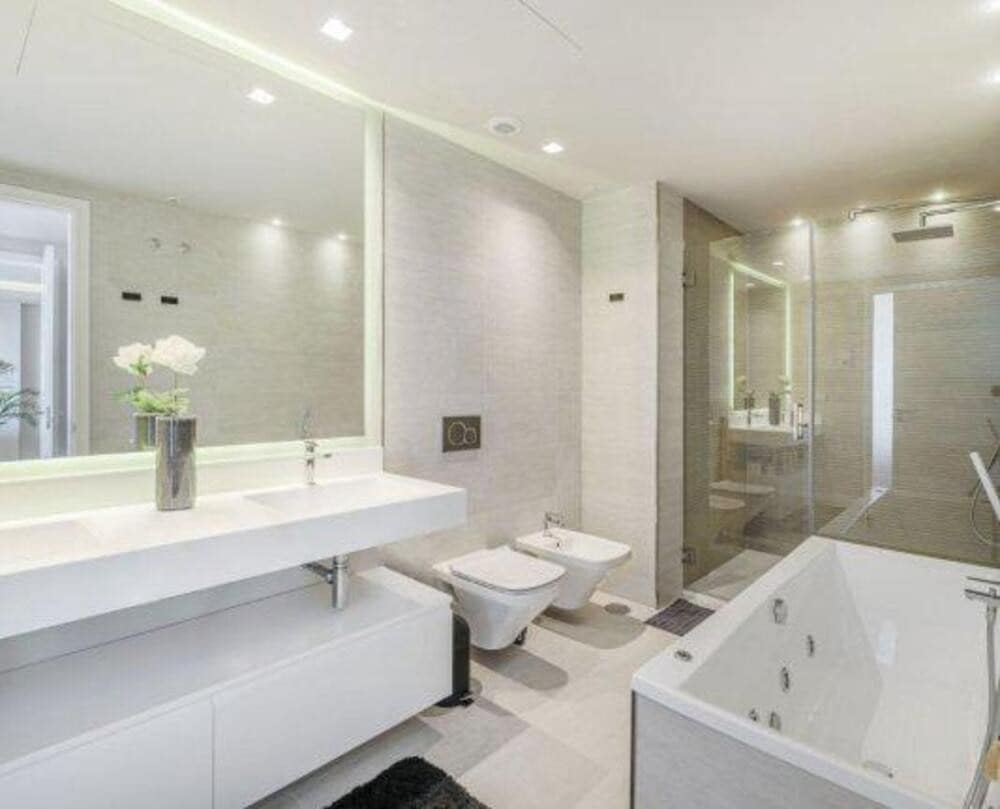 2 quarto Apartamento para arrendar em Marbella com piscina garagem - 3 500 € (Ref: 7537308)