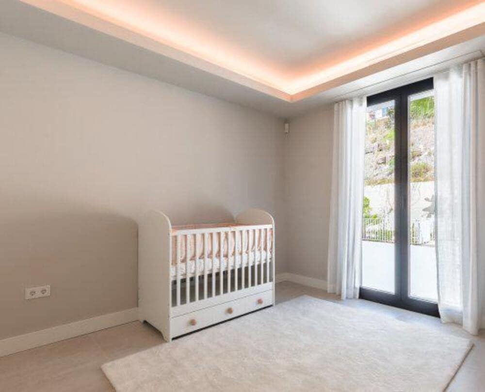 2 quarto Apartamento para arrendar em Marbella com piscina garagem - 3 500 € (Ref: 7537308)