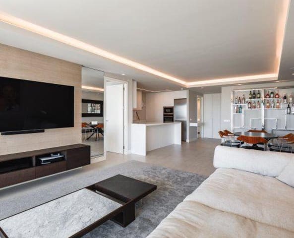 2 quarto Apartamento para arrendar em Nueva Andalucía Centro, Marbella com piscina garagem - 3 500 € (Ref: 7537308)