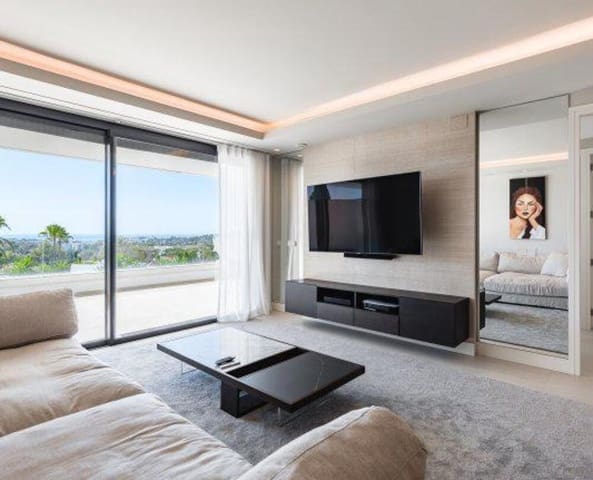 2 quarto Apartamento para arrendar em Nueva Andalucía Centro, Marbella com piscina garagem - 3 500 € (Ref: 7537308)