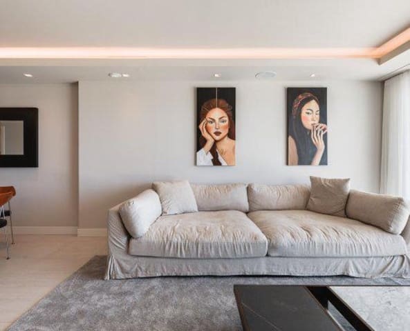 2 quarto Apartamento para arrendar em Nueva Andalucía Centro, Marbella com piscina garagem - 3 500 € (Ref: 7537308)