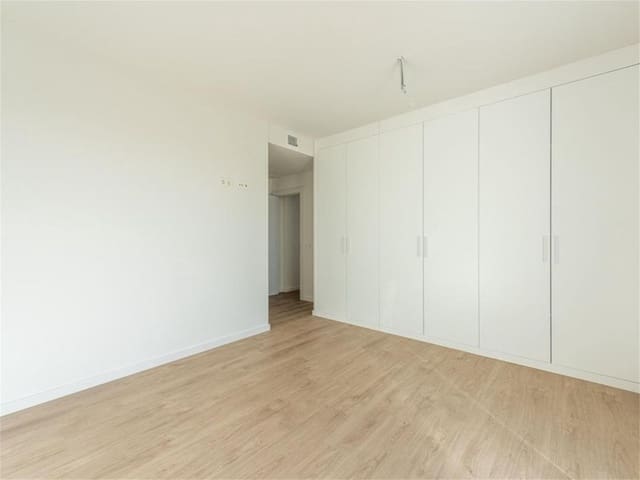 Apartamento de 3 habitaciones en Rodeo Alto - Guadaiza - La Campana, Marbella en venta con piscina garaje - 492.600 € (Ref: 7545690)