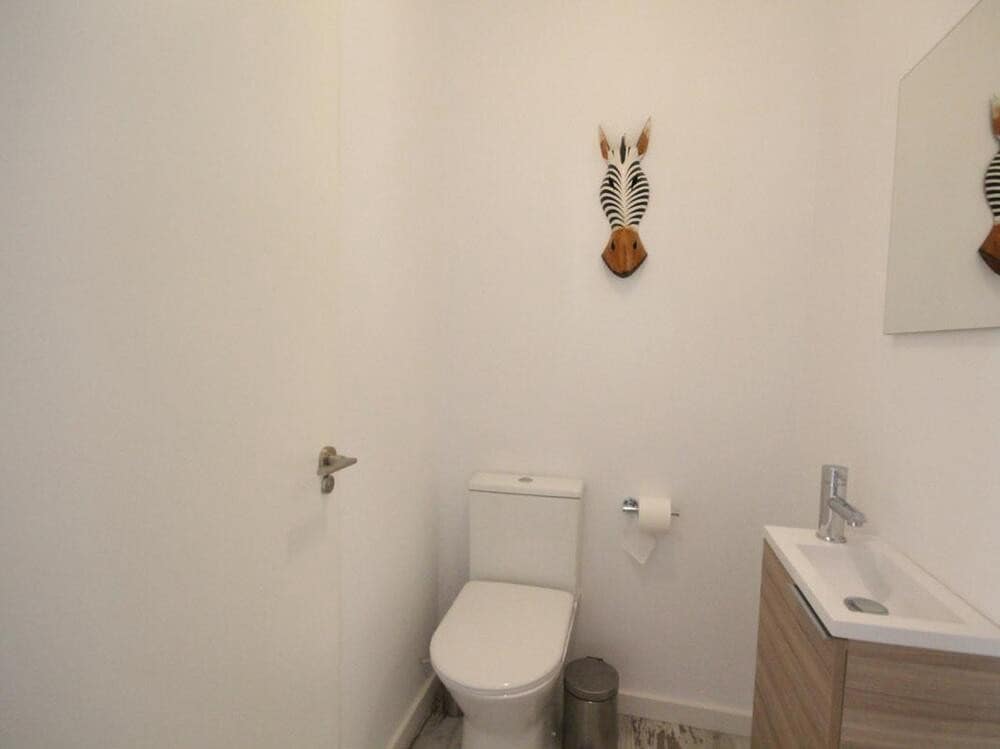 4 soveværelse Villa til leje i Estepona med swimmingpool garage - € 8.000 (Ref: 7557269)