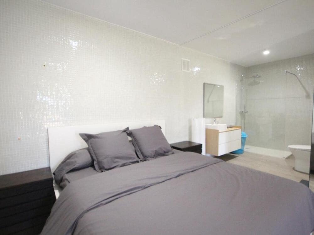 4 soveværelse Villa til leje i Estepona med swimmingpool garage - € 8.000 (Ref: 7557269)