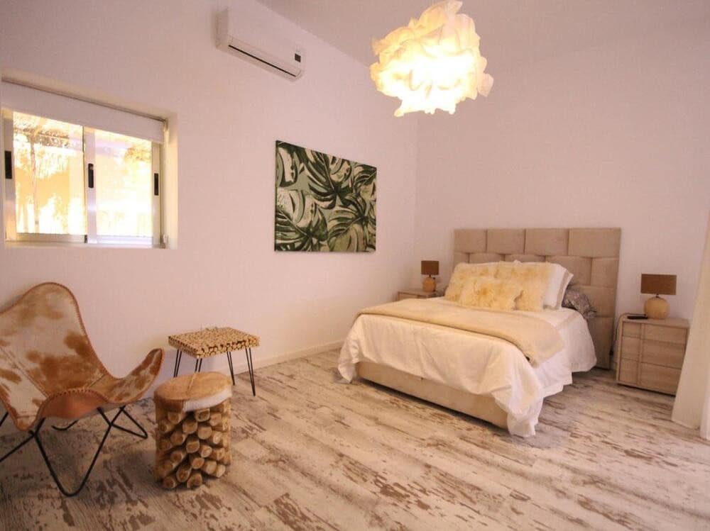 4 soveværelse Villa til leje i Estepona med swimmingpool garage - € 8.000 (Ref: 7557269)