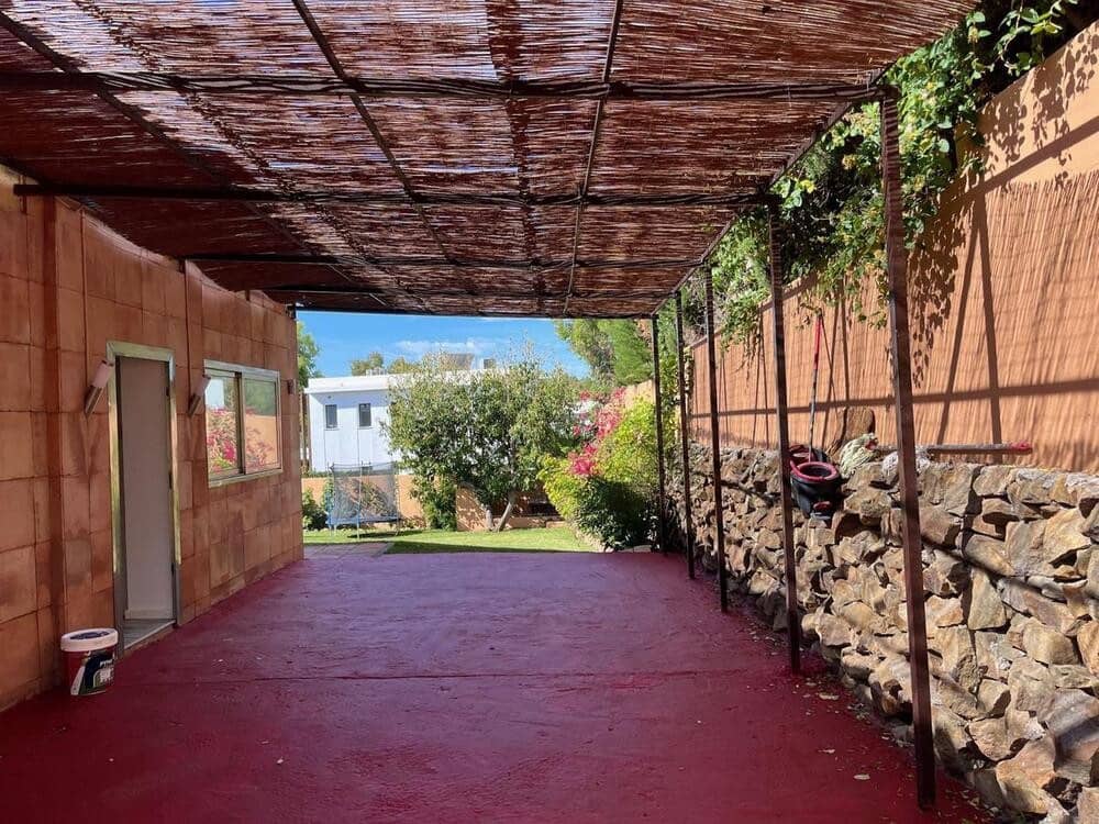 4 soveværelse Villa til leje i Estepona med swimmingpool garage - € 8.000 (Ref: 7557269)