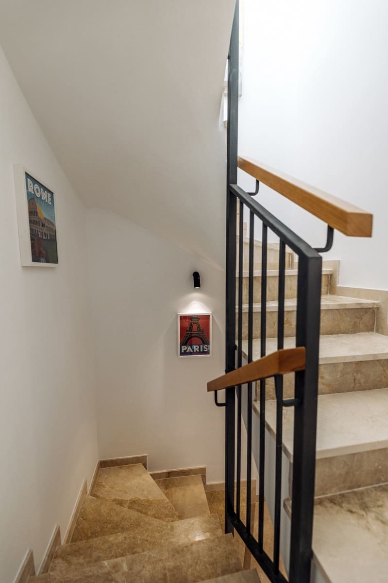 3 soveværelse Byhus til leje i El Paraiso med swimmingpool garage - € 3.750 (Ref: 7563083)