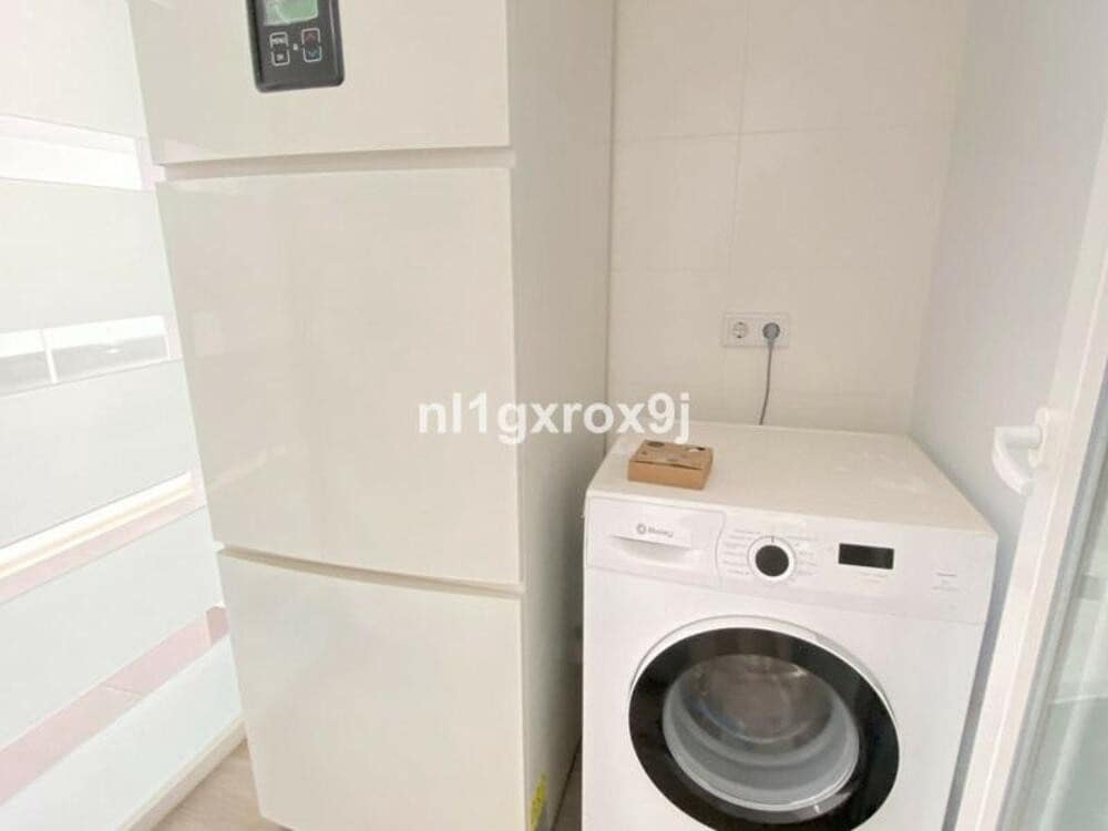 2 bedroom Apartment for sale in Benahavis with pool garage - € 475,000 (Ref: 7565878)