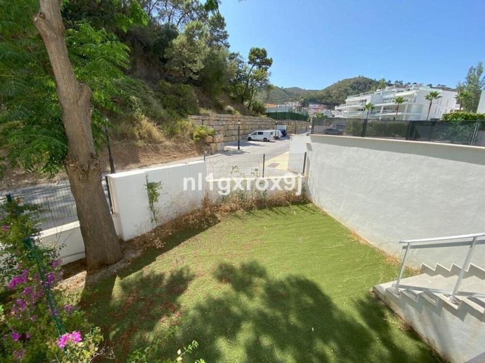 2 soveværelse Lejlighed til salg i Benahavis med swimmingpool garage - € 475.000 (Ref: 7565878)