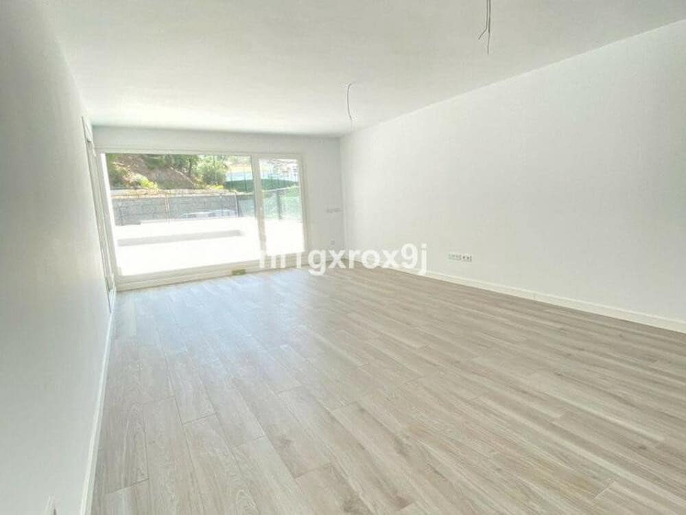 2 soveværelse Lejlighed til salg i Benahavis med swimmingpool garage - € 475.000 (Ref: 7565878)