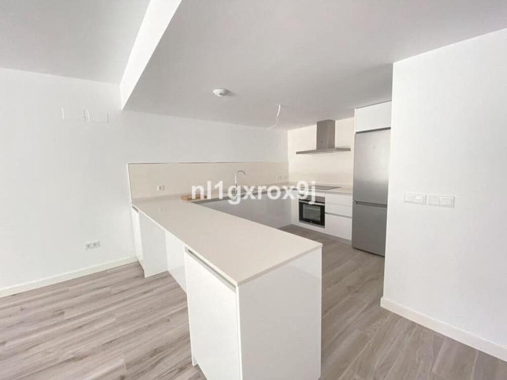 2 soveværelse Lejlighed til salg i Benahavis med swimmingpool garage - € 475.000 (Ref: 7565878)