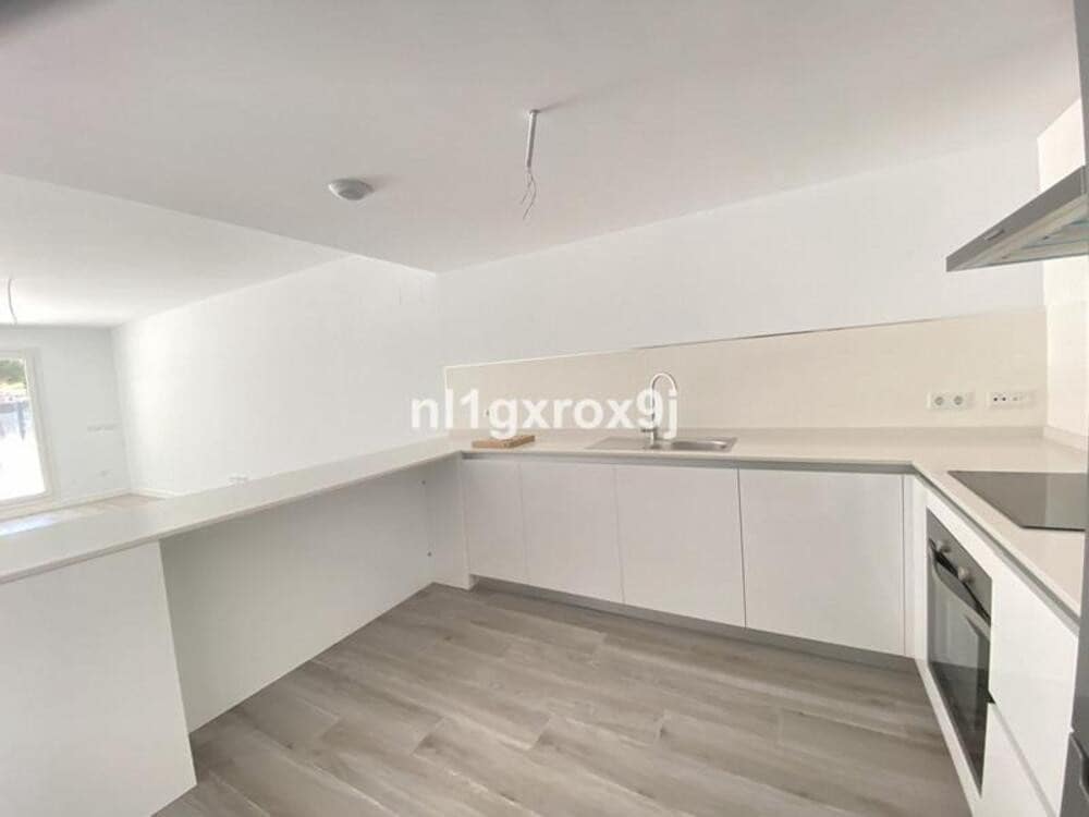 2 soveværelse Lejlighed til salg i Benahavis med swimmingpool garage - € 475.000 (Ref: 7565878)
