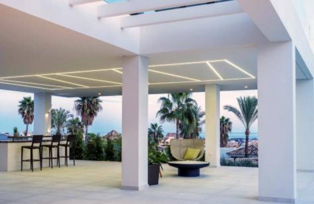 Chalet de 5 habitaciones en Benahavís en venta con piscina garaje - 3.300.000 € (Ref: 7568487)