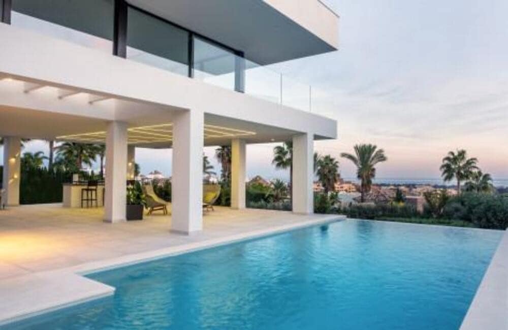 Chalet de 5 habitaciones en Benahavís en venta con piscina garaje - 3.300.000 € (Ref: 7568487)