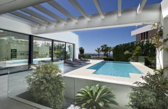5 quarto Moradia para venda em El Paraíso, Benahavís com piscina garagem - 3 300 000 € (Ref: 7568487)