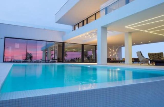 5 quarto Moradia para venda em El Paraíso, Benahavís com piscina garagem - 3 300 000 € (Ref: 7568487)