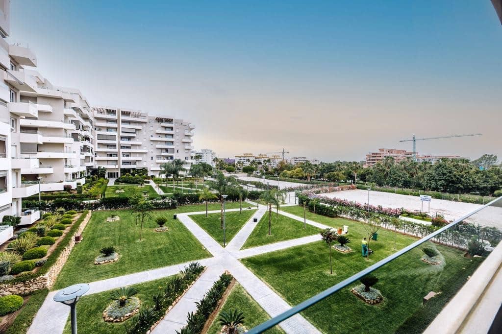 3 bedroom Apartment for rent in Marbella with pool garage - € 2,750 (Ref: 7573734)