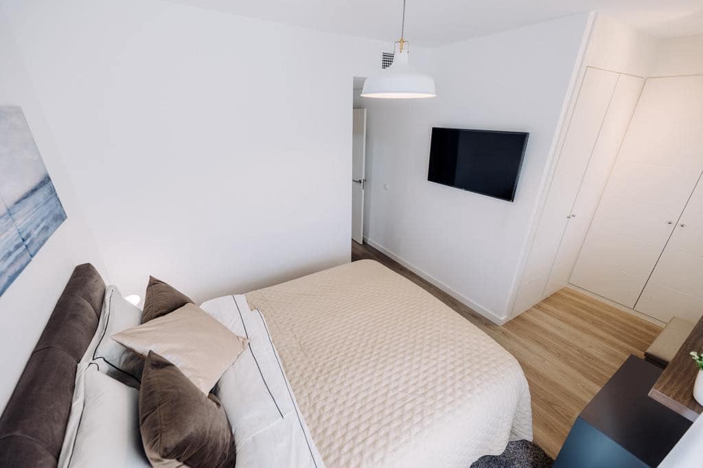 3 bedroom Apartment for rent in Marbella with pool garage - € 2,750 (Ref: 7573734)