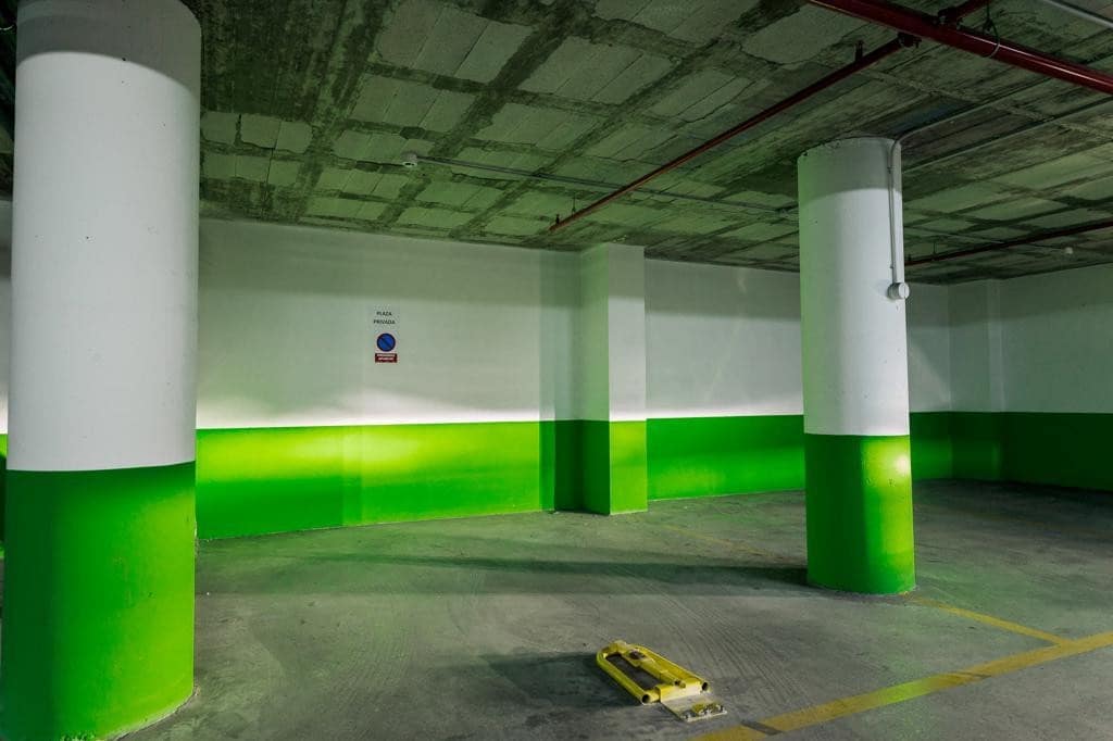 3 bedroom Apartment for rent in Marbella with pool garage - € 2,750 (Ref: 7573734)