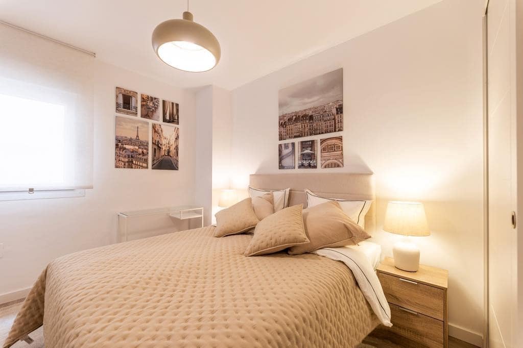 3 bedroom Apartment for rent in Marbella with pool garage - € 2,750 (Ref: 7573734)