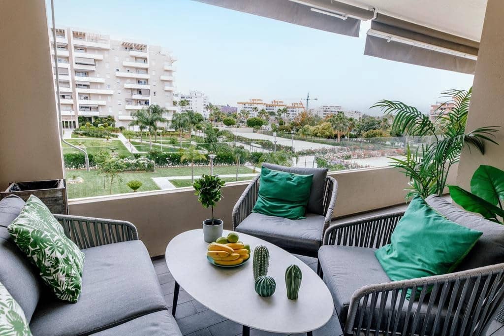 3 bedroom Apartment for rent in Marbella with pool garage - € 2,750 (Ref: 7573734)