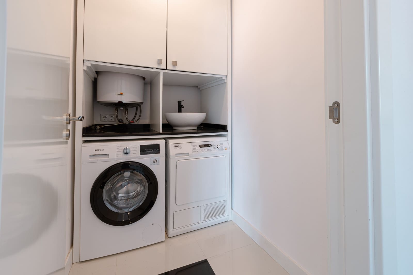 4 quarto Moradia para venda em Marbella com piscina garagem - 1 850 000 € (Ref: 7577475)