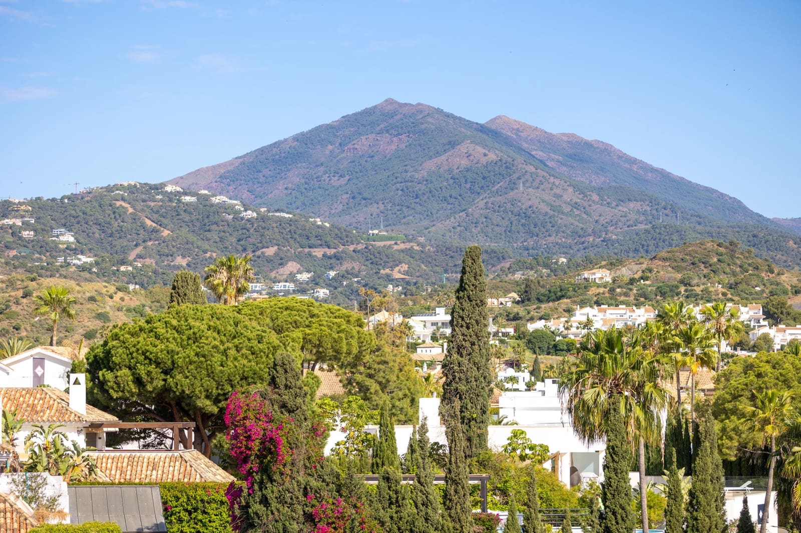 4 soverom Villa til salgs i Marbella med svømmebasseng garasje - € 1 850 000 (Ref: 7577475)