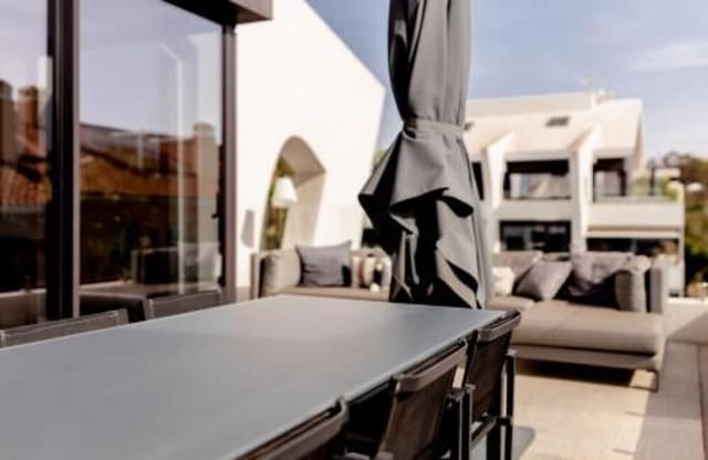 3 soverom Penthouse til salgs i Marbesa, Marbella med svømmebasseng garasje - € 1 200 000 (Ref: 7579249)