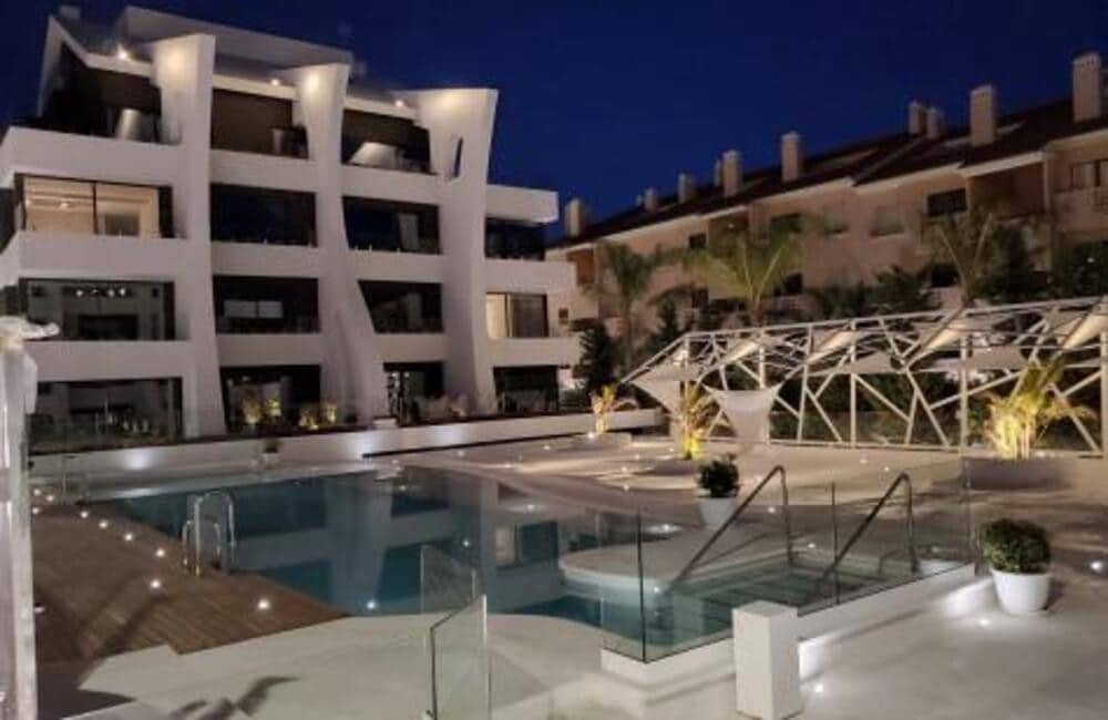 3 soveværelse Penthouse til salg i Marbella med swimmingpool garage - € 1.200.000 (Ref: 7579249)