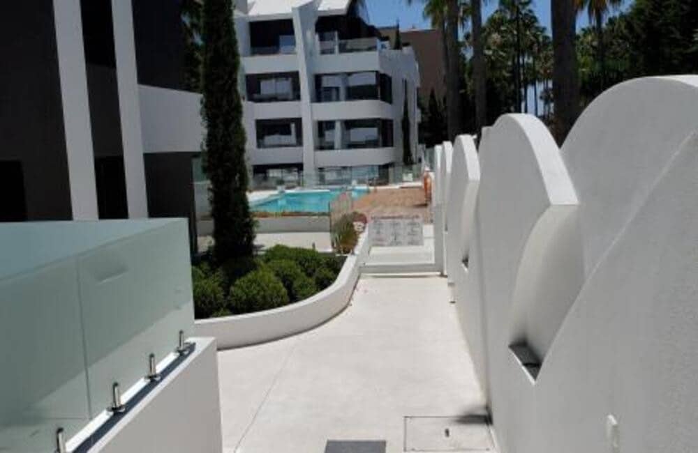 3 soverom Penthouse til salgs i Marbella med svømmebasseng garasje - € 1 200 000 (Ref: 7579249)
