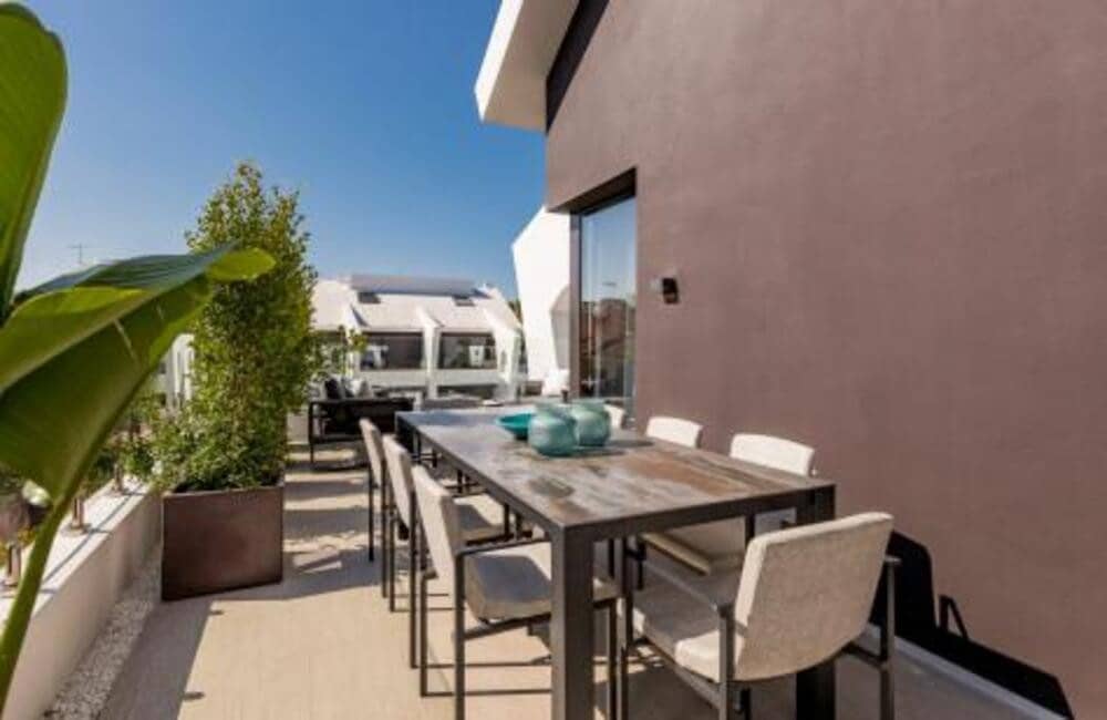 3 soverom Penthouse til salgs i Marbella med svømmebasseng garasje - € 1 200 000 (Ref: 7579249)