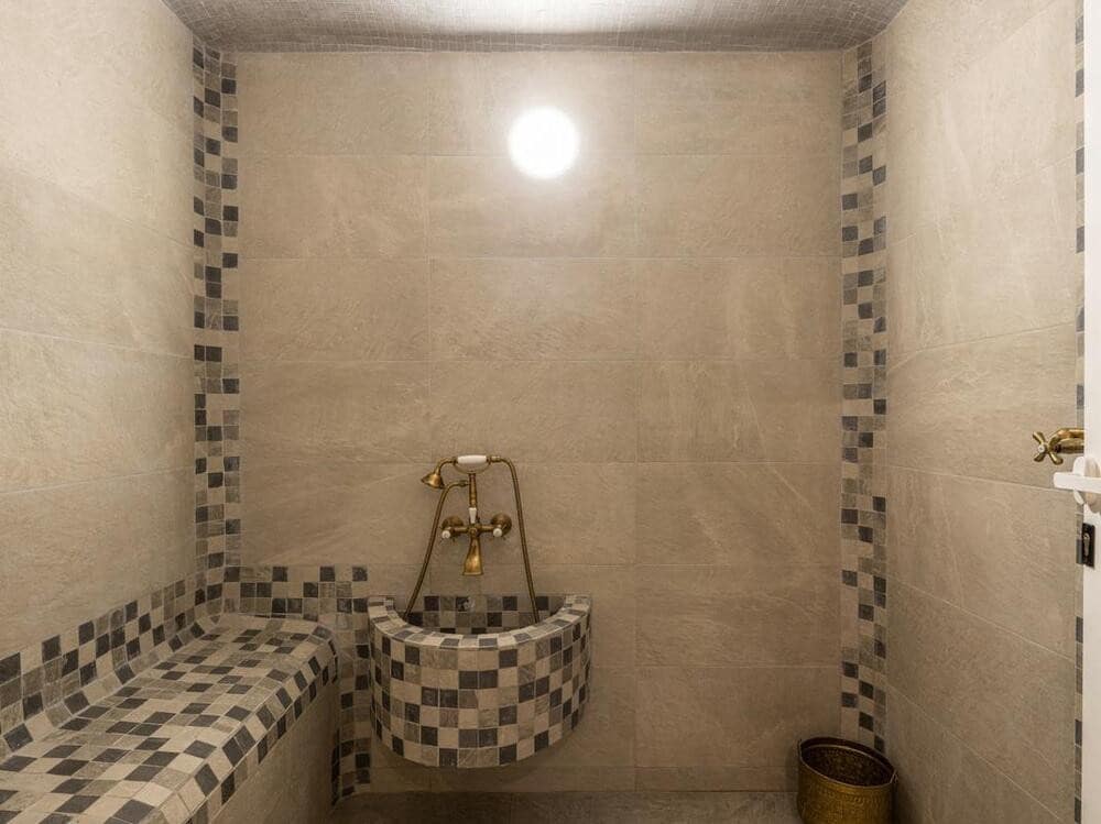 6 quarto Moradia para venda em El Paraiso com piscina garagem - 1 950 000 € (Ref: 7581854)