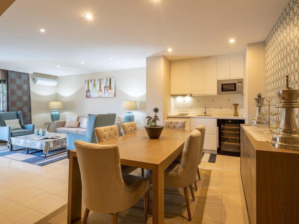 6 quarto Moradia para venda em El Paraiso com piscina garagem - 1 950 000 € (Ref: 7581854)