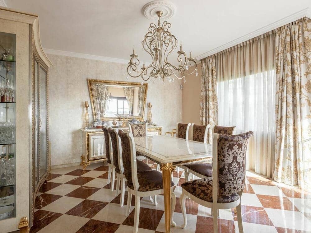 6 soveværelse Villa til salg i El Paraiso med swimmingpool garage - € 1.950.000 (Ref: 7581854)