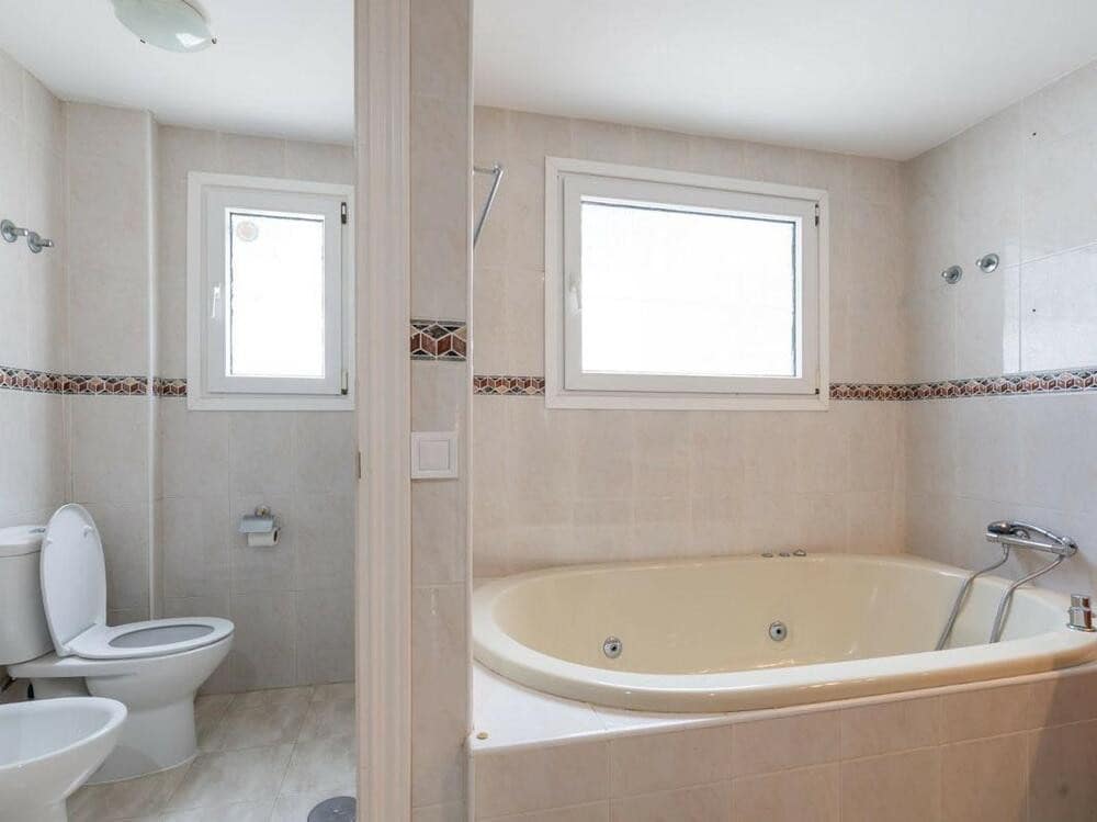 5 chambre Villa/Maison à vendre à Mijas Costa avec piscine garage - 995 000 € (Ref: 7587331)