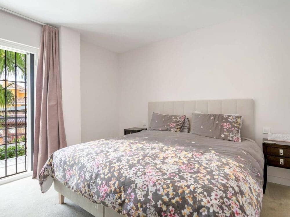 5 chambre Villa/Maison à vendre à Mijas Costa avec piscine garage - 995 000 € (Ref: 7587331)