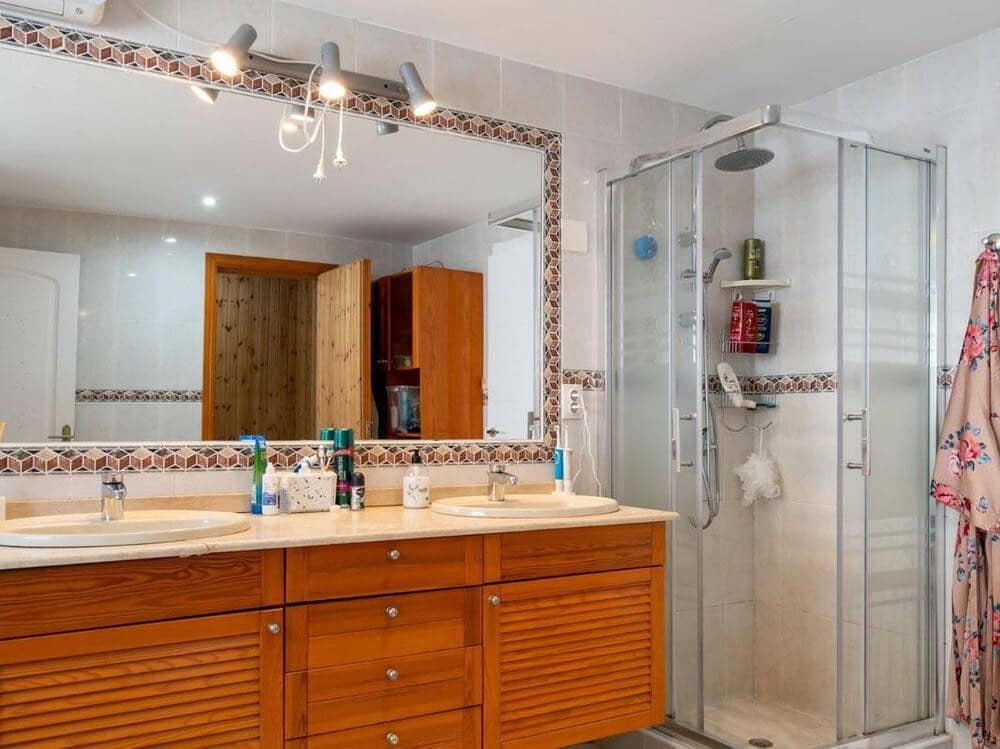 5 chambre Villa/Maison à vendre à Mijas Costa avec piscine garage - 995 000 € (Ref: 7587331)