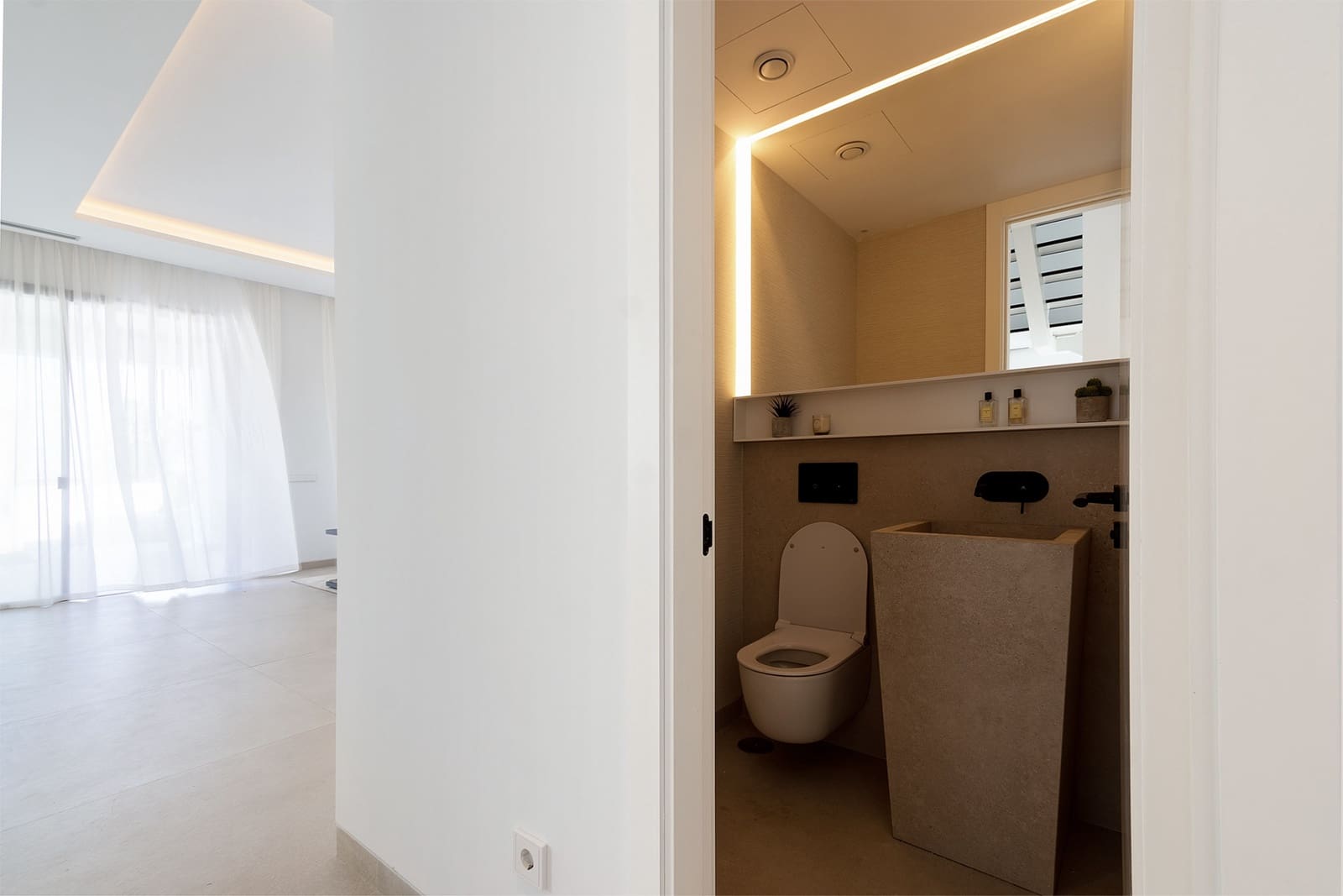 4 chambre Villa/Maison à vendre à Golden Mile avec piscine garage - 4 750 000 € (Ref: 7602545)