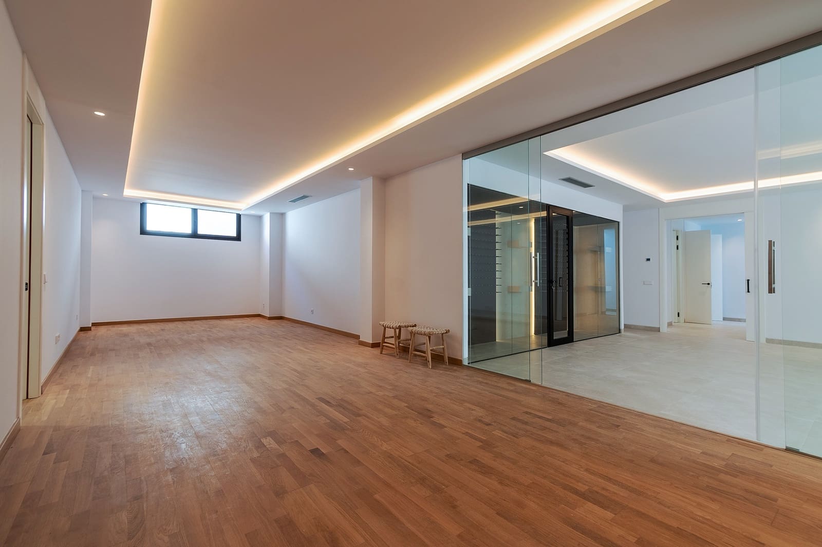 4 chambre Villa/Maison à vendre à Golden Mile avec piscine garage - 4 750 000 € (Ref: 7602545)