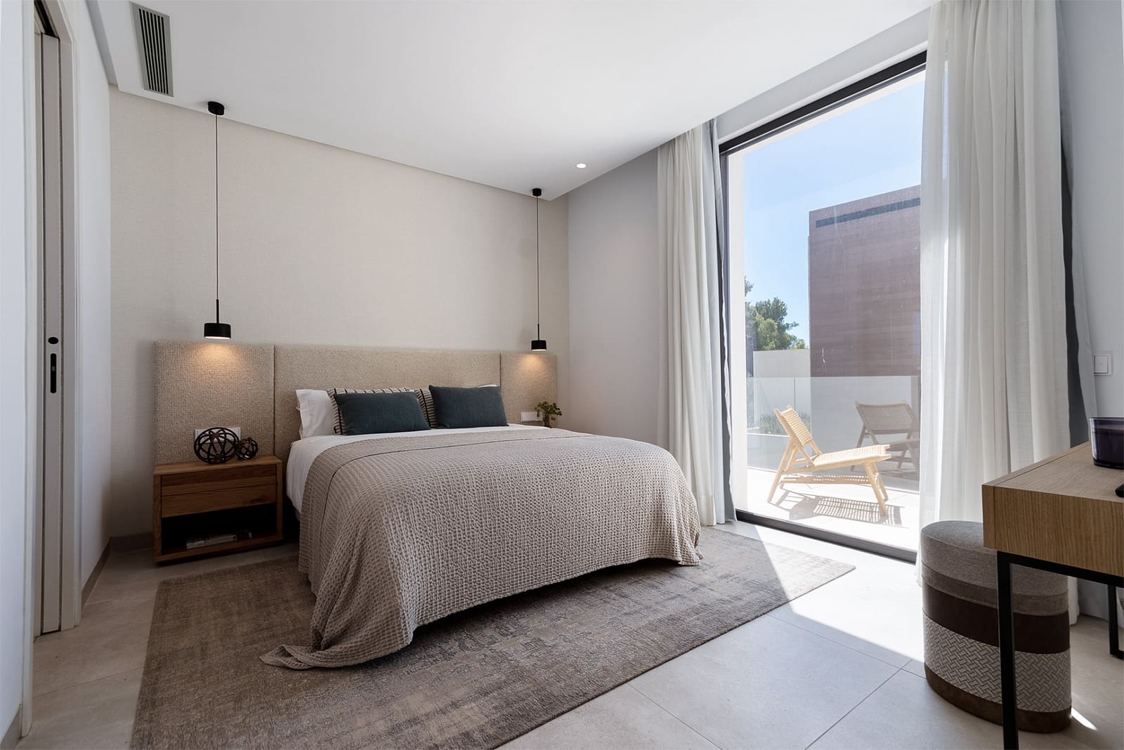 4 chambre Villa/Maison à vendre à Golden Mile avec piscine garage - 4 750 000 € (Ref: 7602545)