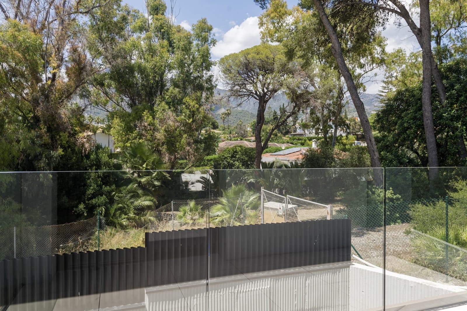 4 sypialnia Willa na sprzedaż w Marbella z basenem garażem - 4 200 000 € (Ref: 7602547)